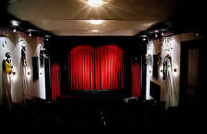 Theatersaal / Dsseldorfer Marionetten-Theater